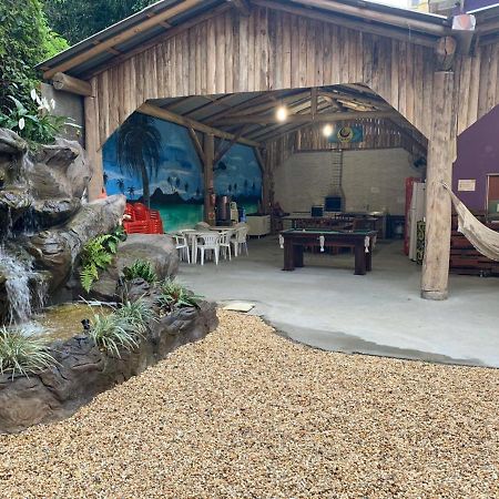 Cabanas Hostel & Suites Balneário Camboriú Zewnętrze zdjęcie
